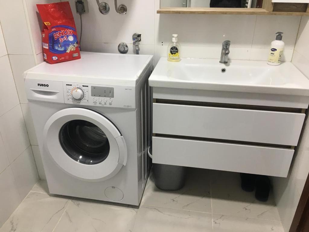 Two Rooms And Kitchen, Bathroom With Balcony Apartment 스코페 외부 사진