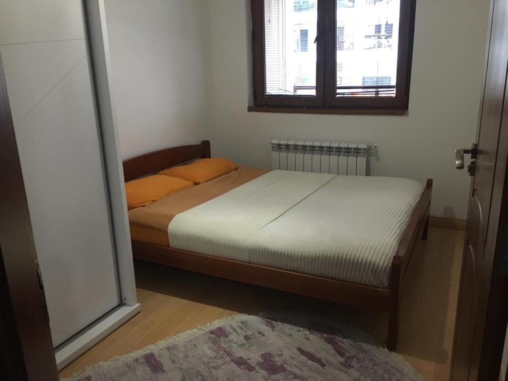 Two Rooms And Kitchen, Bathroom With Balcony Apartment 스코페 외부 사진