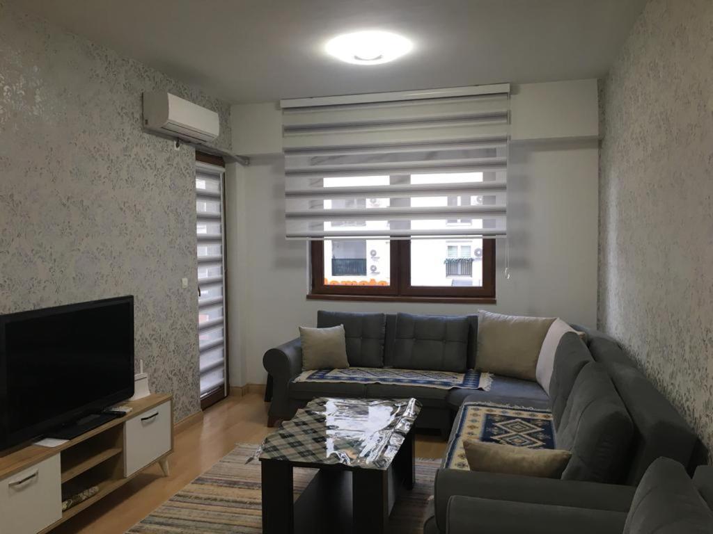 Two Rooms And Kitchen, Bathroom With Balcony Apartment 스코페 외부 사진