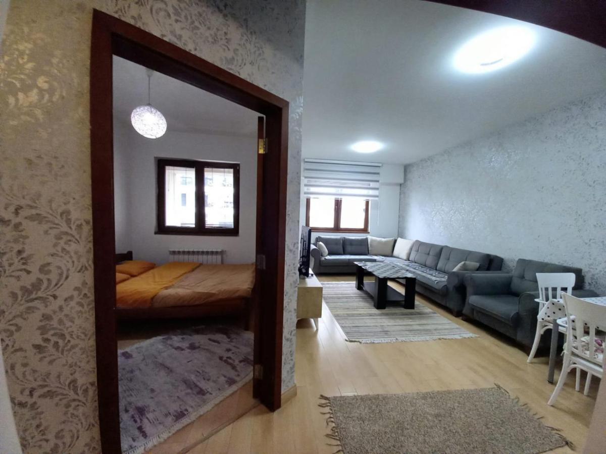 Two Rooms And Kitchen, Bathroom With Balcony Apartment 스코페 외부 사진