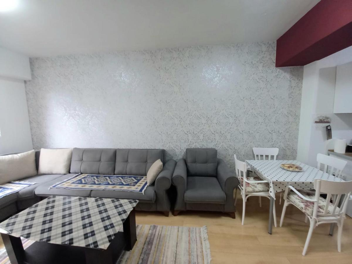 Two Rooms And Kitchen, Bathroom With Balcony Apartment 스코페 외부 사진