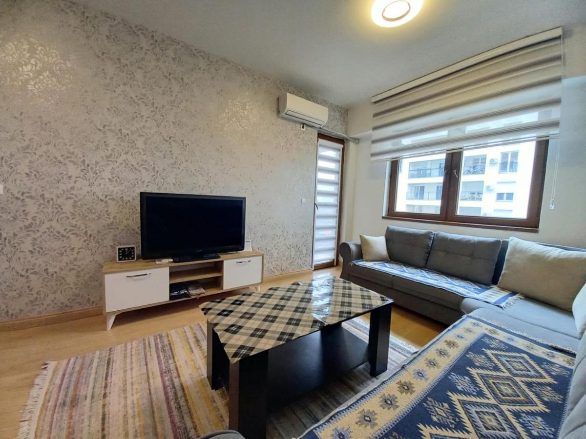 Two Rooms And Kitchen, Bathroom With Balcony Apartment 스코페 외부 사진